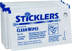 Outdoor CleanWipes™ Singles